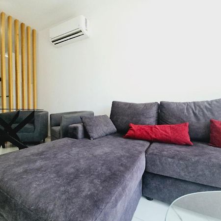 Sea Side Appartment In Kato Пафос Екстериор снимка