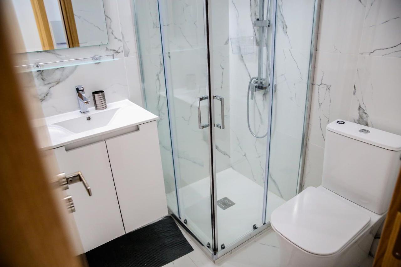 Sea Side Appartment In Kato Пафос Екстериор снимка