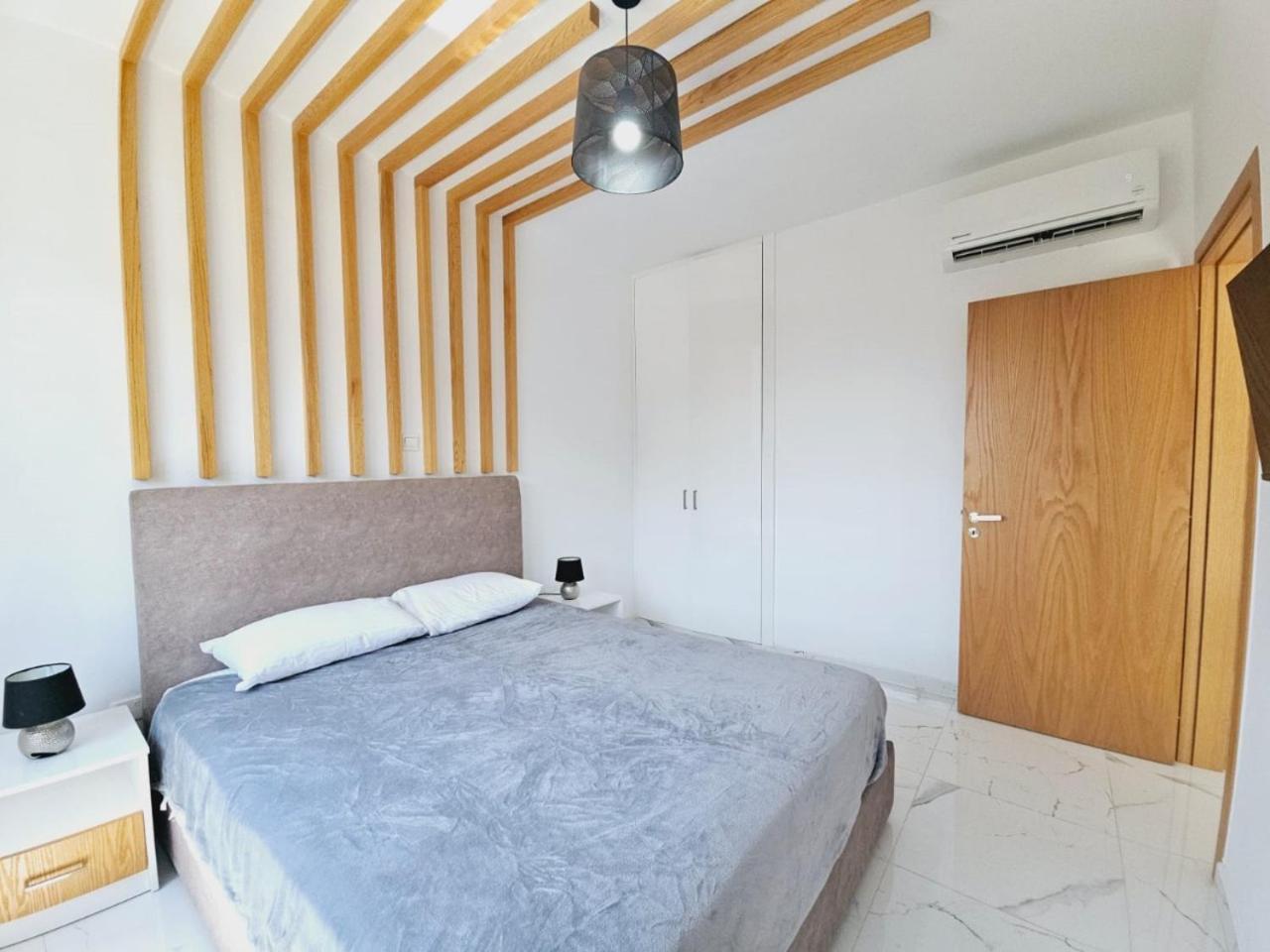 Sea Side Appartment In Kato Пафос Екстериор снимка